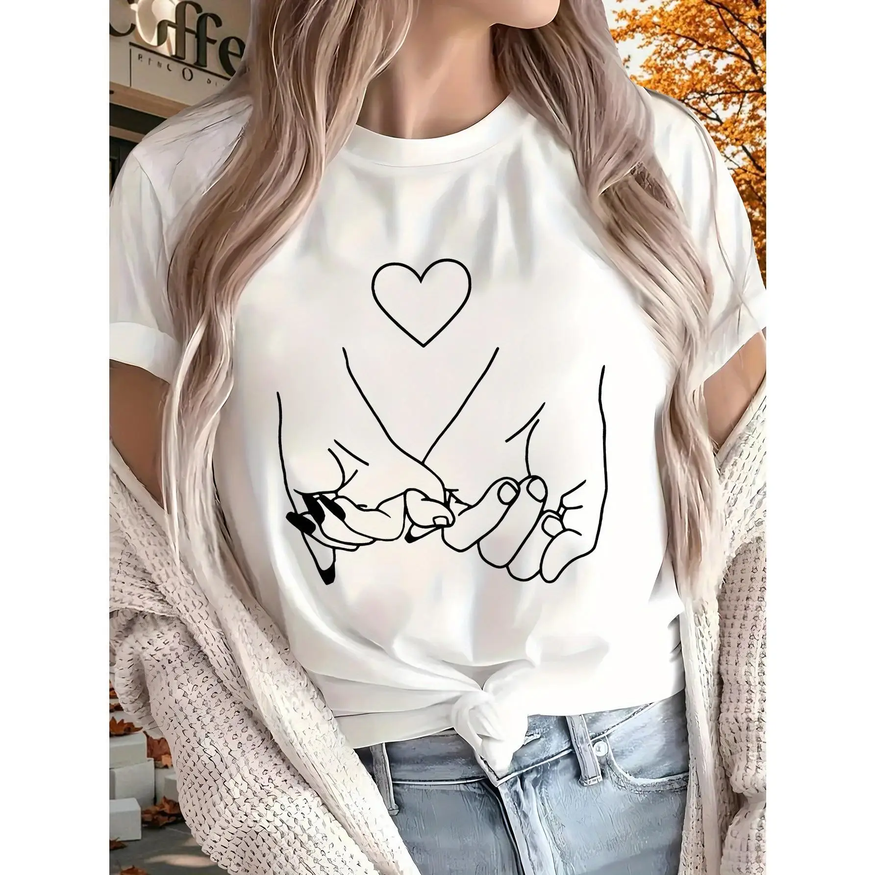 Romantic and Heart - warming T - Shirt: Flaunt a Hand - holding with Heart Graphic
Romantic and Heart - warming T - Shirt: Flaunt a Hand - holding with Heart Graphic