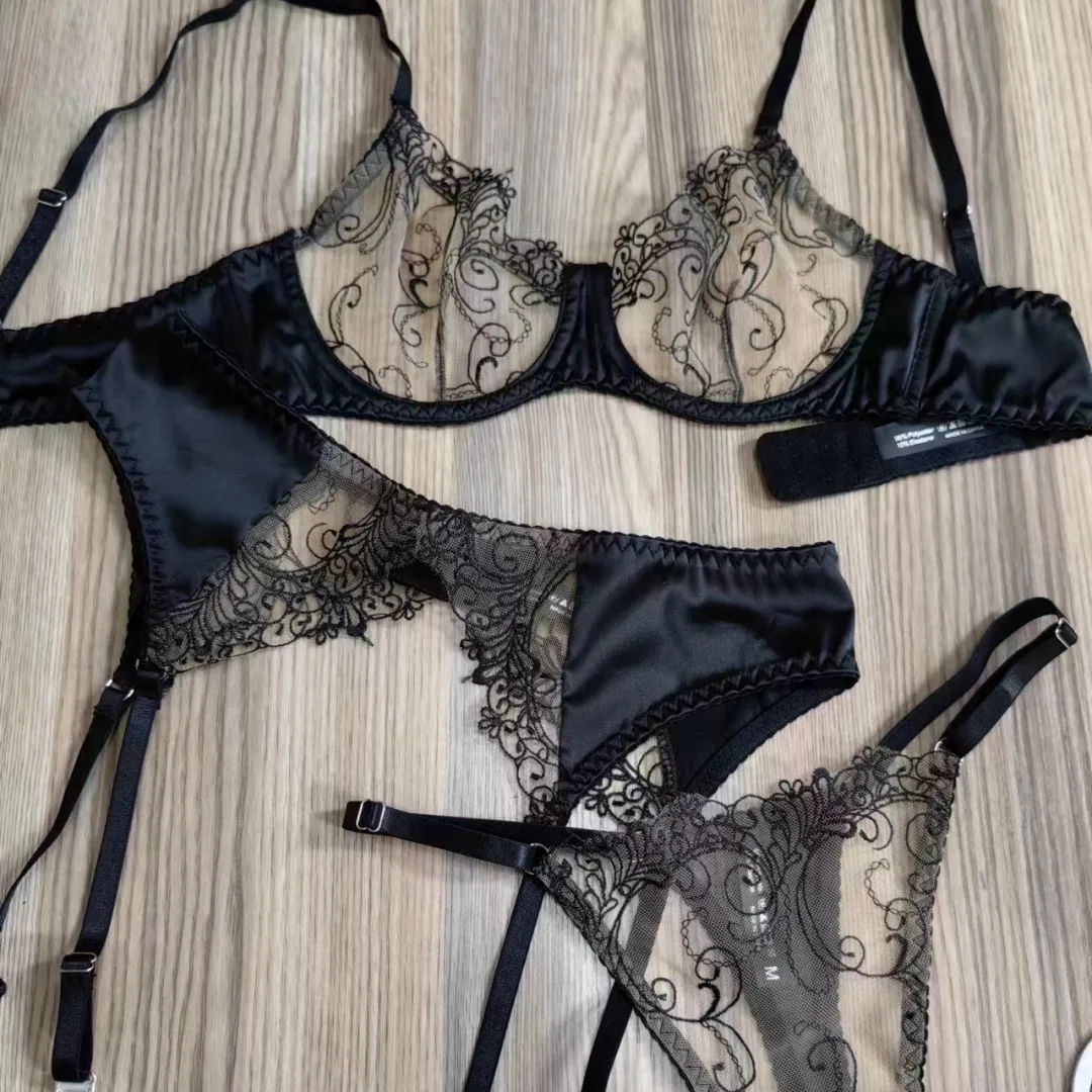 Women Sexy Lace Bra Set See Through Embroidery Lingerie Brief Set Elegant Ladies Underwear Daily Bra and Panty Set
Women Sexy Lace Bra Set See Through Embroidery Lingerie Brief Set Elegant Ladies Underwear Daily Bra and Panty Set