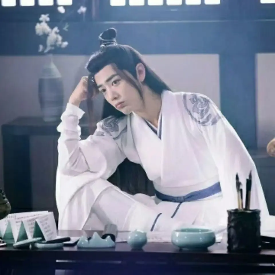 Древний костюм Wei Wuxian Warm Feeling Jiang Yanli Cos, полный набор древних костюмов Chen Qing Ling's Same Hanfu, наряд для ролевых игр
Древний костюм Wei Wuxian Warm Feeling Jiang Yanli Cos, полный набор древних костюмов Chen Qing Ling's Same Hanfu, наряд для ролевых игр