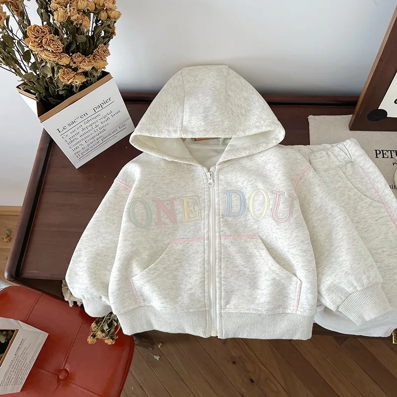 Children's Clothes Suit New Printed Top Hooded Sweater Casual Sweatpants Two-piece Set Kids Clothes Girls
Children's Clothes Suit New Printed Top Hooded Sweater Casual Sweatpants Two-piece Set Kids Clothes Girls