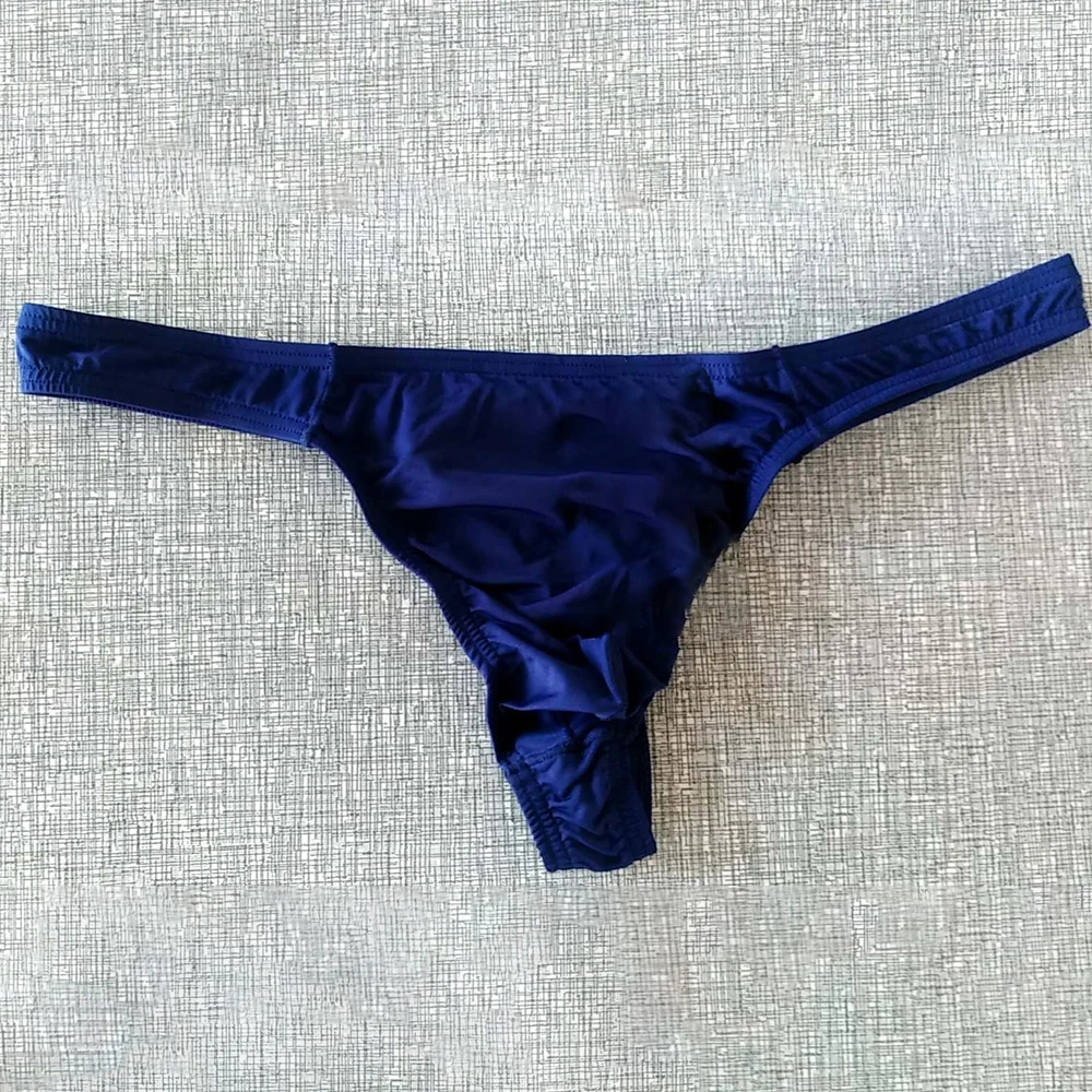 Мужское однотонное нижнее белье для мужчин, дышащие трусы-слипы с выпуклым кроем, очень популярное, облегающие, мягкие, для сна, мужская одежда
Мужское однотонное нижнее белье для мужчин, дышащие трусы-слипы с выпуклым кроем, очень популярное, облегающие, мягкие, для сна, мужская одежда