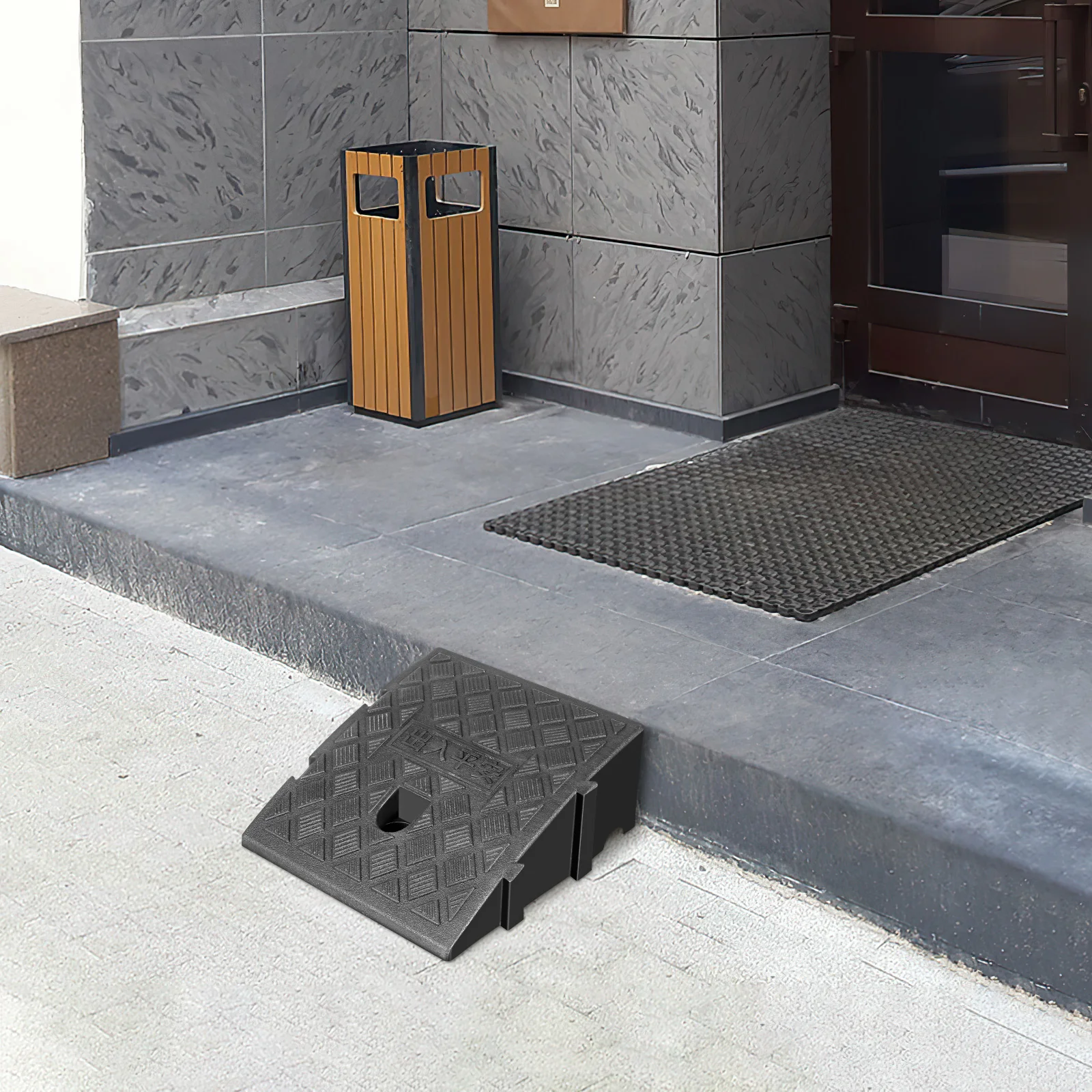 Plastic Ramp for Scooters Motorcycle Trailer Tire Change Thickened Anti Skid Design Enhanced Texture Car Used Ramp Mat
Plastic Ramp for Scooters Motorcycle Trailer Tire Change Thickened Anti Skid Design Enhanced Texture Car Used Ramp Mat