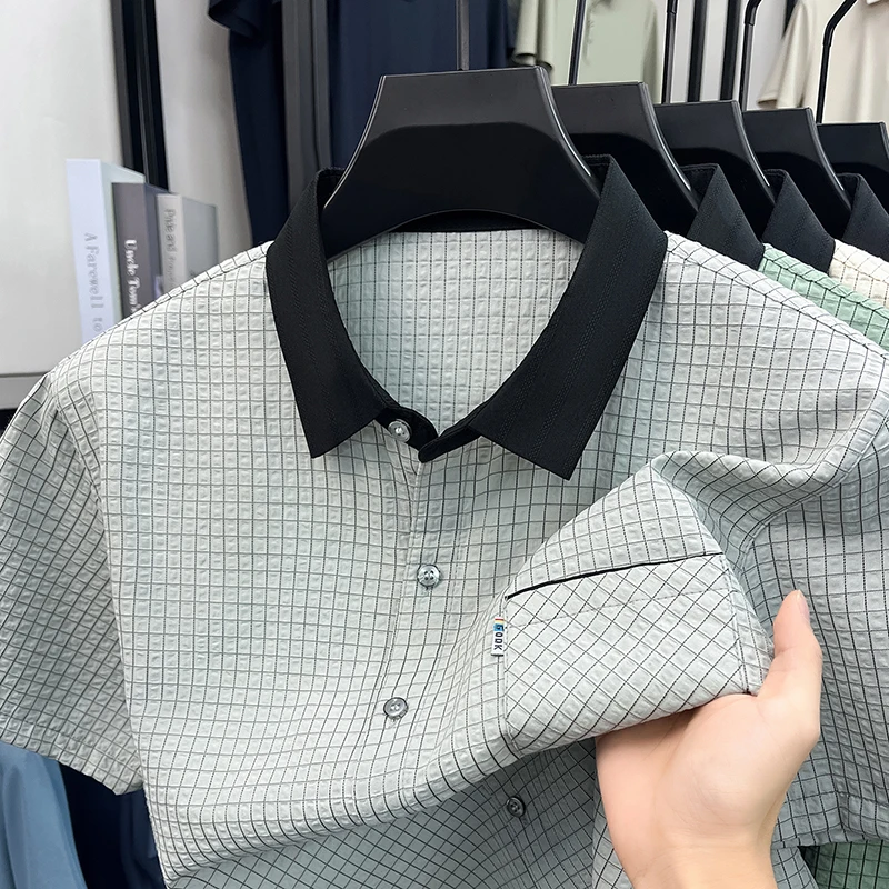 High Quality Men's Soft Silk Plaid Shirt Comfort Short Sleeve Fashionable Casual Lapel Stripe T-shirt Breathable Men's Clothing
High Quality Men's Soft Silk Plaid Shirt Comfort Short Sleeve Fashionable Casual Lapel Stripe T-shirt Breathable Men's Clothing