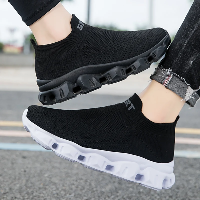 New Spring and Autumn Fashion Versatile Running Shoes for Men and Women Outdoor Breathable Trendy Sports Shoes Driving Shoes
New Spring and Autumn Fashion Versatile Running Shoes for Men and Women Outdoor Breathable Trendy Sports Shoes Driving Shoes