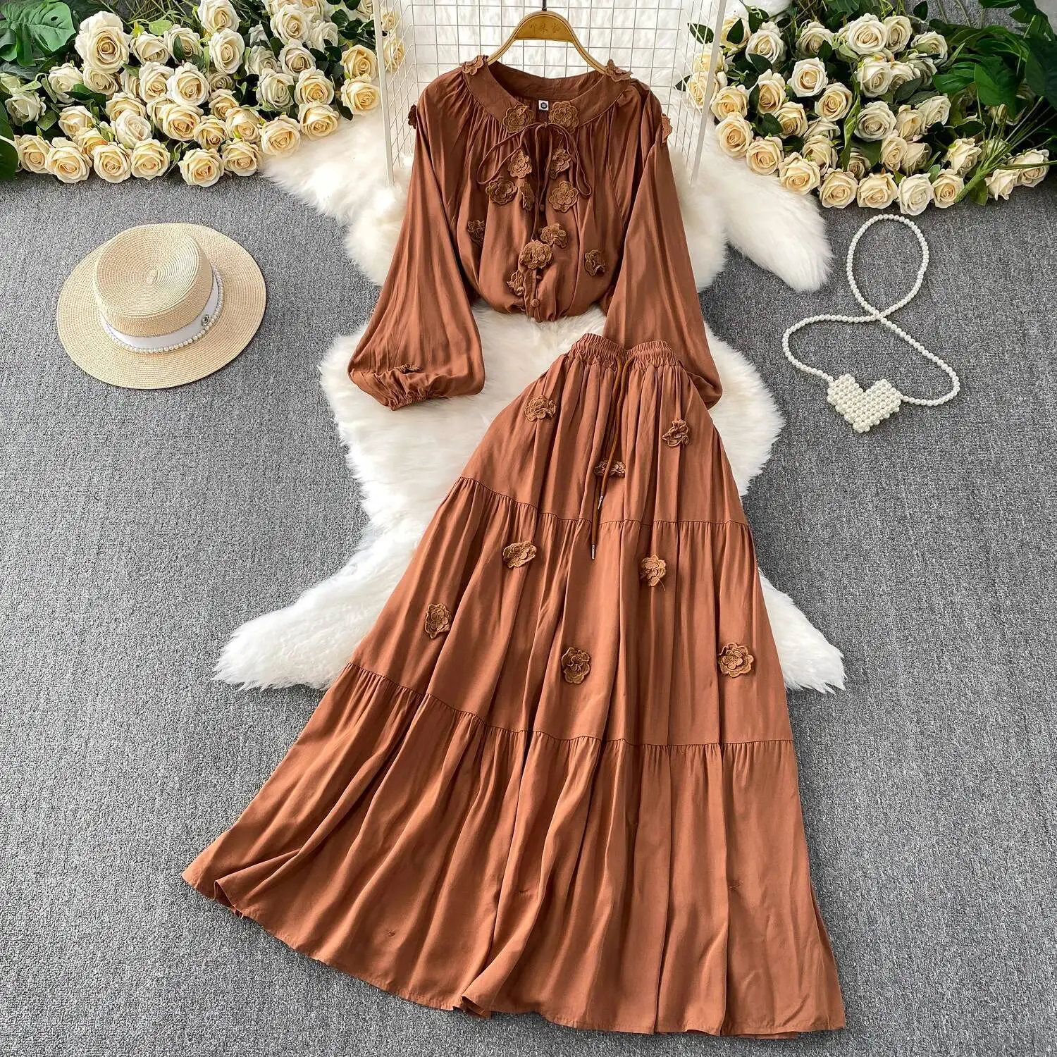 Шикарная винтажная трехмерная тонкая одежда с длинными рукавами, элегантная фея, корейская мода, женская одежда в стиле бохо, длинное платье
Шикарная винтажная трехмерная тонкая одежда с длинными рукавами, элегантная фея, корейская мода, женская одежда в стиле бохо, длинное платье