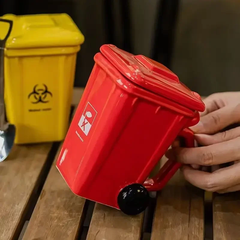 Ceramic Mug Funny Trash Can Trendy Office Coffee Mugs Breakfast Milk Oat Cup Couple Water Cup Birthday Gift 400ML
Ceramic Mug Funny Trash Can Trendy Office Coffee Mugs Breakfast Milk Oat Cup Couple Water Cup Birthday Gift 400ML