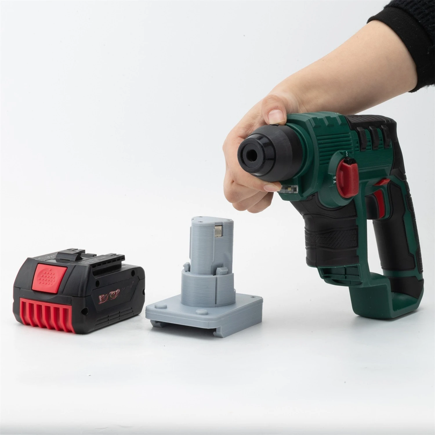 Адаптер-конвертер для аккумуляторов Bosch 18V (литий-ионный) для беспроводных инструментов Parkside 12V Только адаптер)
Адаптер-конвертер для аккумуляторов Bosch 18V (литий-ионный) для беспроводных инструментов Parkside 12V Только адаптер)