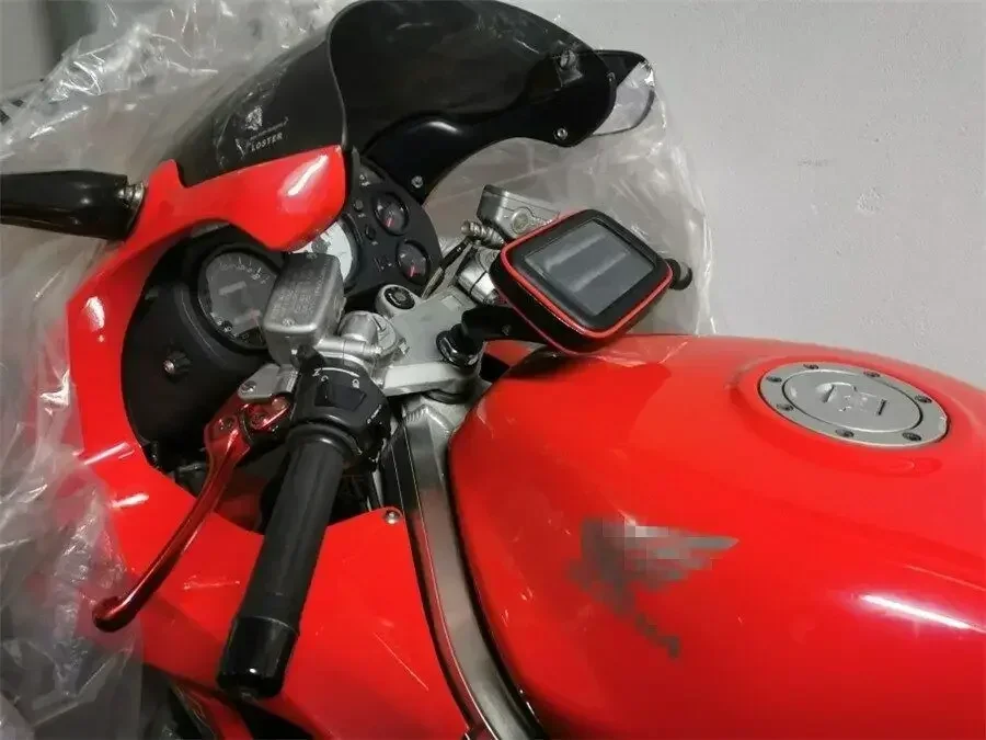 Многофункциональный мобильный навигационный кронштейн для BMW R1 R6. Установка с легкостью на тройном стержнем дерева.
Многофункциональный мобильный навигационный кронштейн для BMW R1 R6. Установка с легкостью на тройном стержнем дерева.