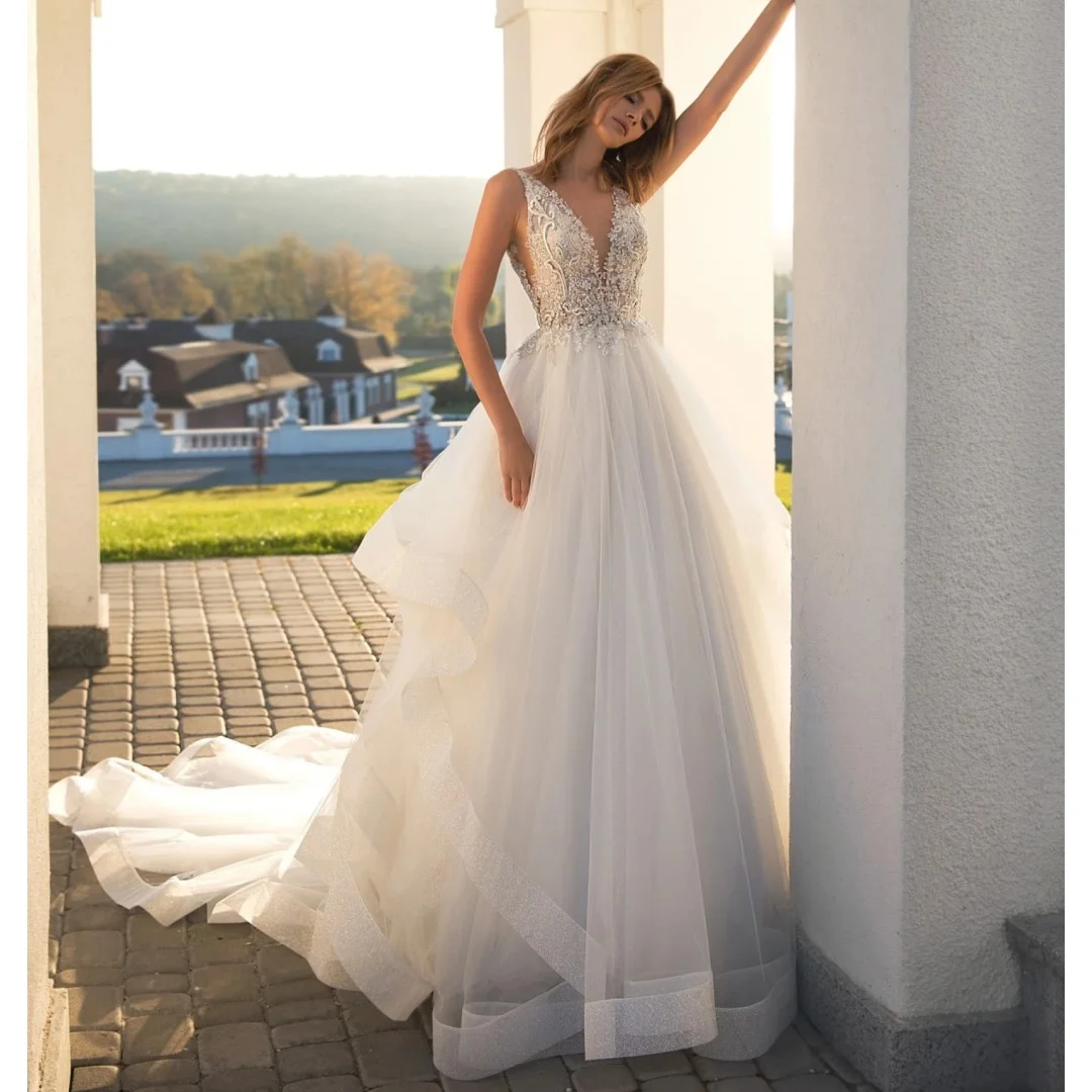 V Neck Lace Wedding Dresses 2025 Woman Backless vestidos de novia Tiered Tulle Party Reception Gowns Customized robe de mariée
V Neck Lace Wedding Dresses 2025 Woman Backless vestidos de novia Tiered Tulle Party Reception Gowns Customized robe de mariée