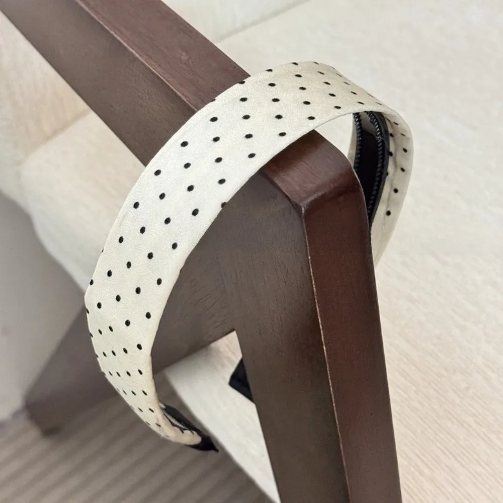 Black White Color Polka Dot Headband Wide Band Retro Korean Wide Headband Non-Slip Cloth And Plastic Vintage Hair Hoop
Black White Color Polka Dot Headband Wide Band Retro Korean Wide Headband Non-Slip Cloth And Plastic Vintage Hair Hoop