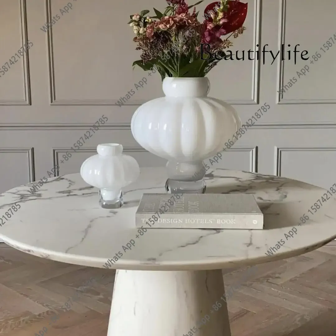 N19 French large white marble Nordic medieval light luxury small apartment retro designer round coffee table
N19 French large white marble Nordic medieval light luxury small apartment retro designer round coffee table