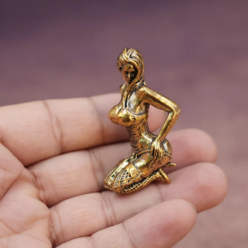 Металлическая статуэтка "Маленькая фея" 
Металлическая статуэтка "Маленькая фея"