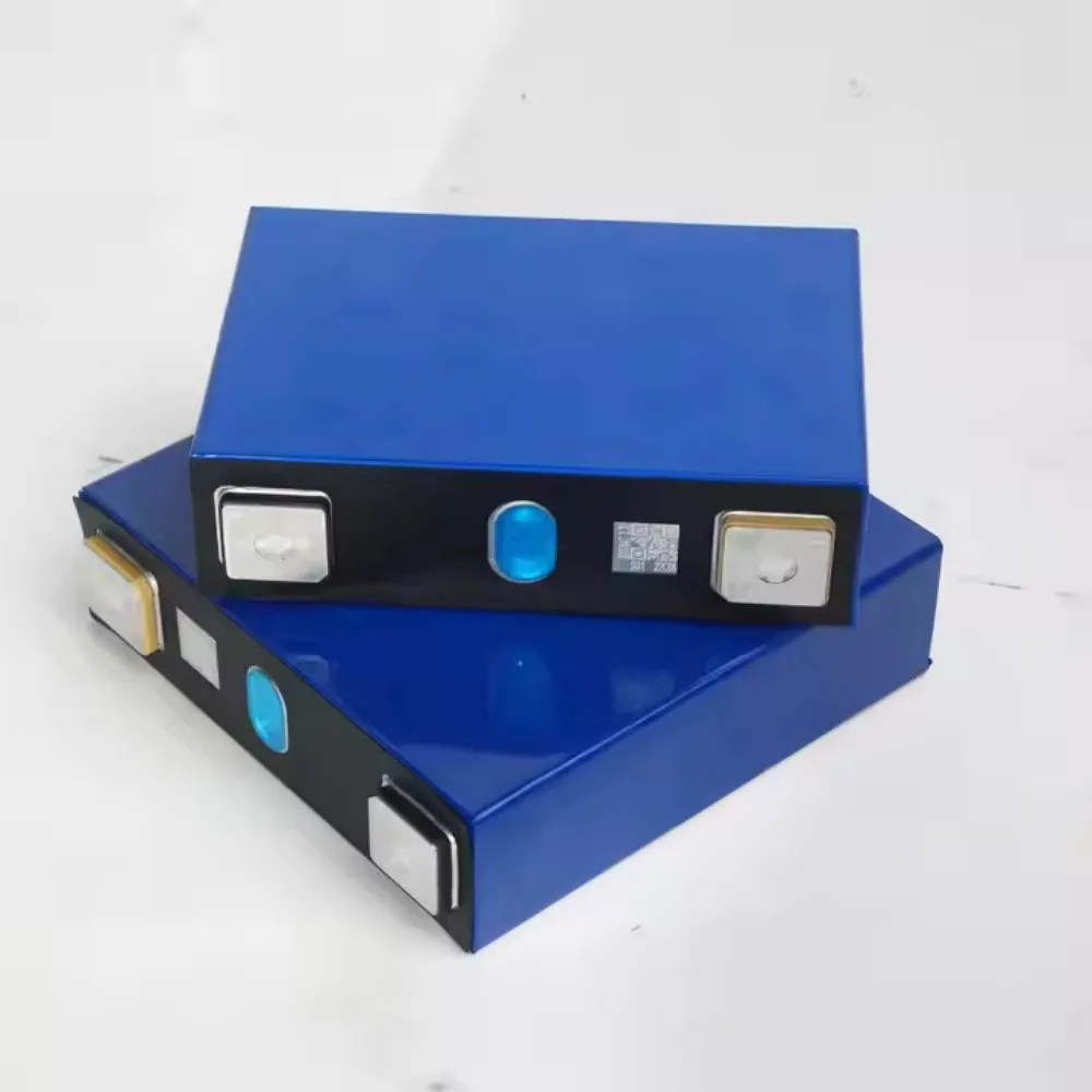 4 - 32 Pcs 3.2V 105Ah Prismatic LiFePO4 - 8000 Cycles, Perfect for Electric Vehicle & Home Energy
4 - 32 Pcs 3.2V 105Ah Prismatic LiFePO4 - 8000 Cycles, Perfect for Electric Vehicle & Home Energy