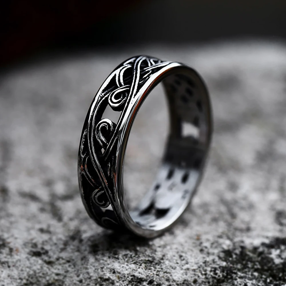 New Fashion Simple Stainless Steel Tang Glass Pattern Rings For Men Women Round Hollowed Ring Couple Wedding Fashion Jewelry
New Fashion Simple Stainless Steel Tang Glass Pattern Rings For Men Women Round Hollowed Ring Couple Wedding Fashion Jewelry