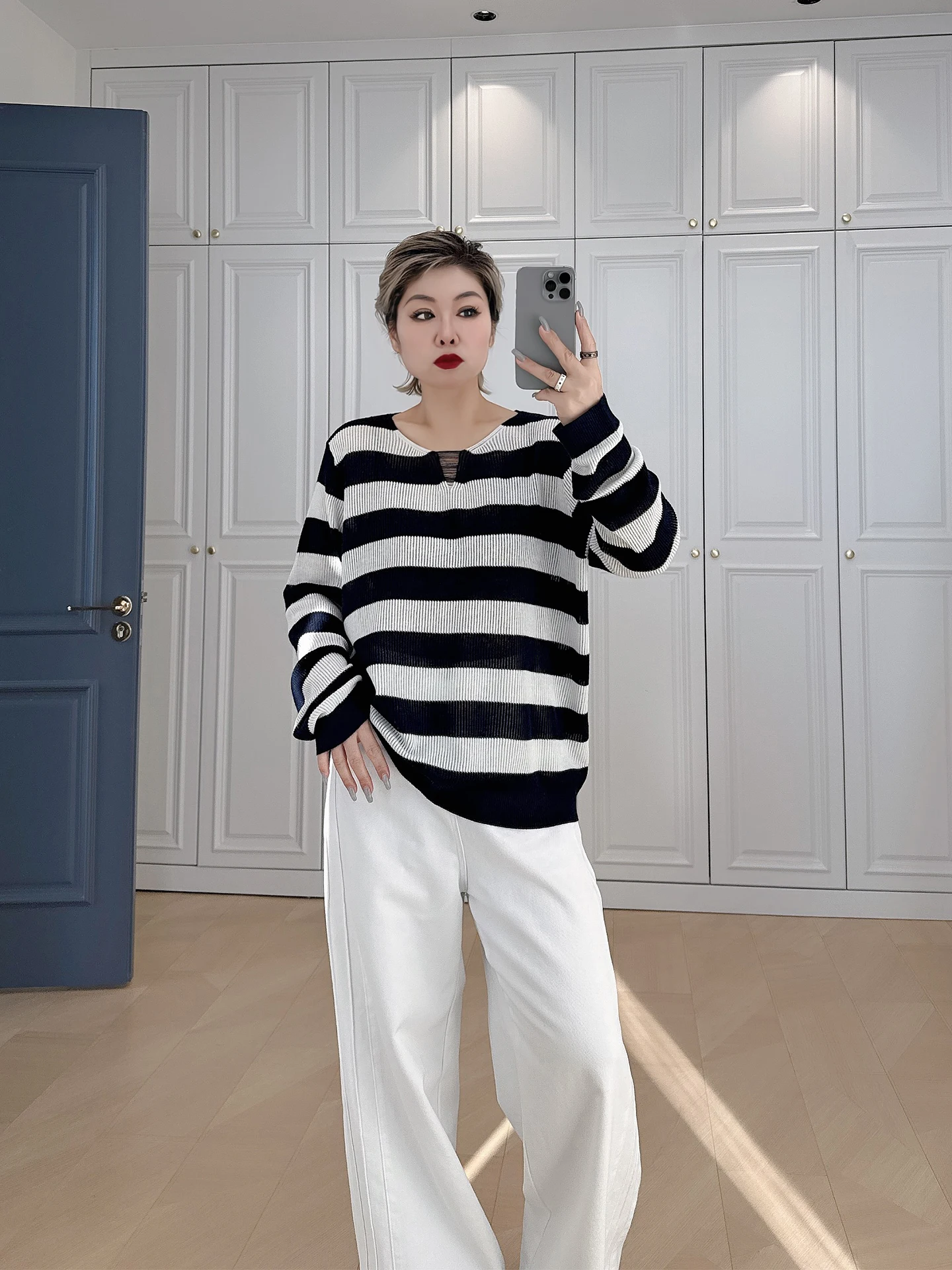 Casual Striped Long Sleeve Knitted Sweater plus Size Loose Fit Women's Top Slimming Age-Defying Versatile for Heavy MM
Casual Striped Long Sleeve Knitted Sweater plus Size Loose Fit Women's Top Slimming Age-Defying Versatile for Heavy MM