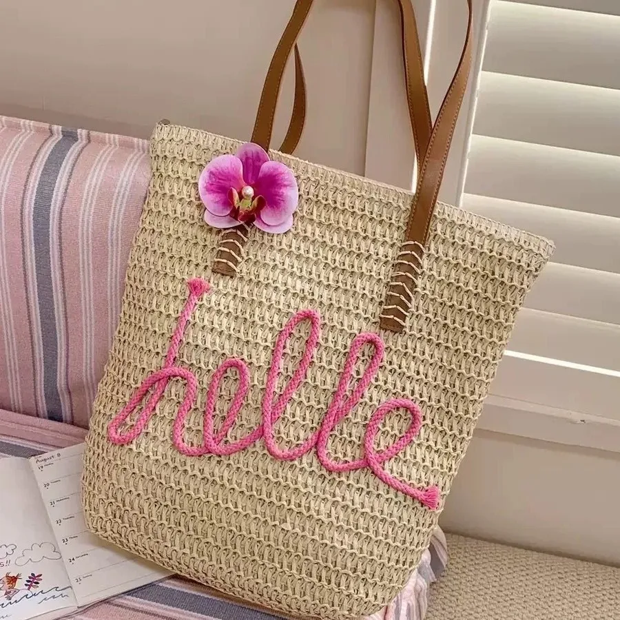 Korean version of summer straw woven bag simple and cute portable tote bag seaside vacation woven bag large capacity shoul
Korean version of summer straw woven bag simple and cute portable tote bag seaside vacation woven bag large capacity shoul