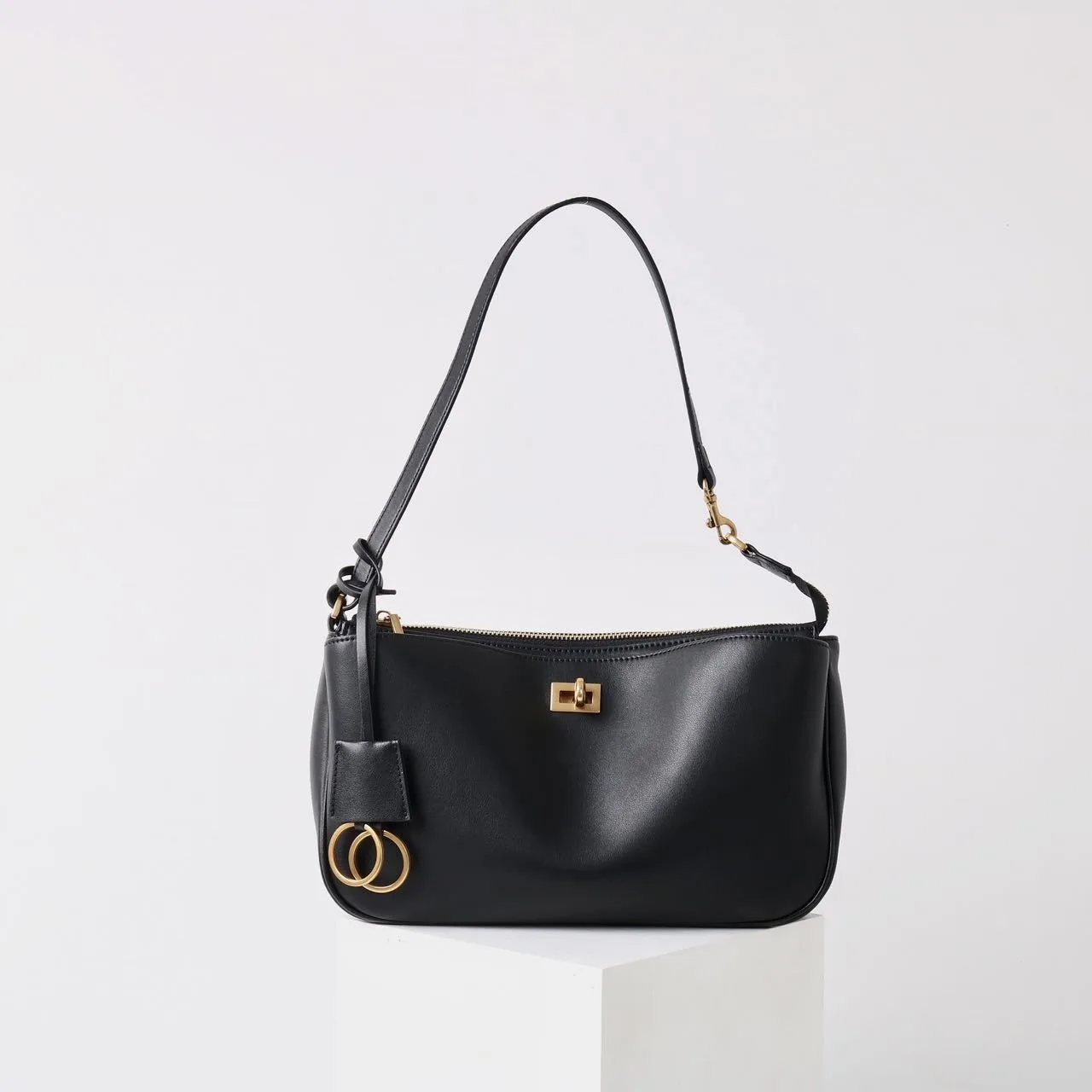 Crossbody Bags 2025 New Spring autumn women Underarm Bag High Quality Fashion Genuine Leather Shoulder Bags Women's Handbags
Crossbody Bags 2025 New Spring autumn women Underarm Bag High Quality Fashion Genuine Leather Shoulder Bags Women's Handbags