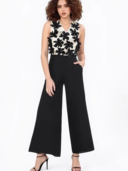 Spring 2025 New Style Sexy Mesh See-through Patchwork 3D Flower Sleeveless Bodysuit Wide Leg Women's Fashionable Onesie
Spring 2025 New Style Sexy Mesh See-through Patchwork 3D Flower Sleeveless Bodysuit Wide Leg Women's Fashionable Onesie