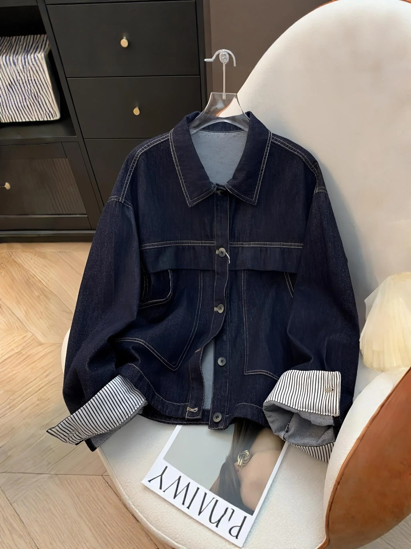 Retro Stitched ket ort Denim Jaet Women's Early Autumn Striped Color Blo Design Versatile Top Slimming Effect
Retro Stitched ket ort Denim Jaet Women's Early Autumn Striped Color Blo Design Versatile Top Slimming Effect