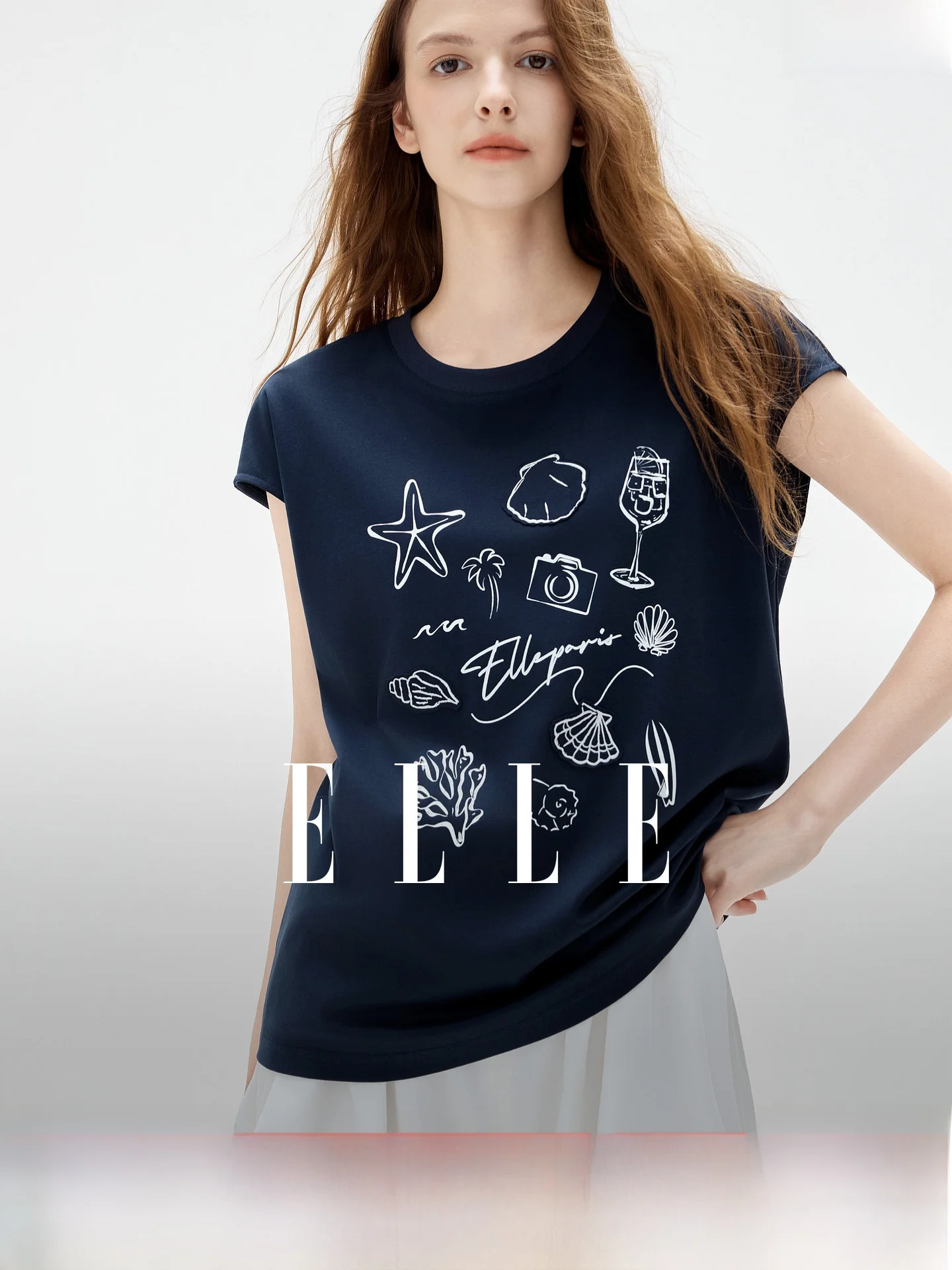 Elle Heavy Embroidery Design Pure Cotton round Neck Short Sleeve Women's T-Shirt Commute Style Summer New Arrival Casual Top
Elle Heavy Embroidery Design Pure Cotton round Neck Short Sleeve Women's T-Shirt Commute Style Summer New Arrival Casual Top
