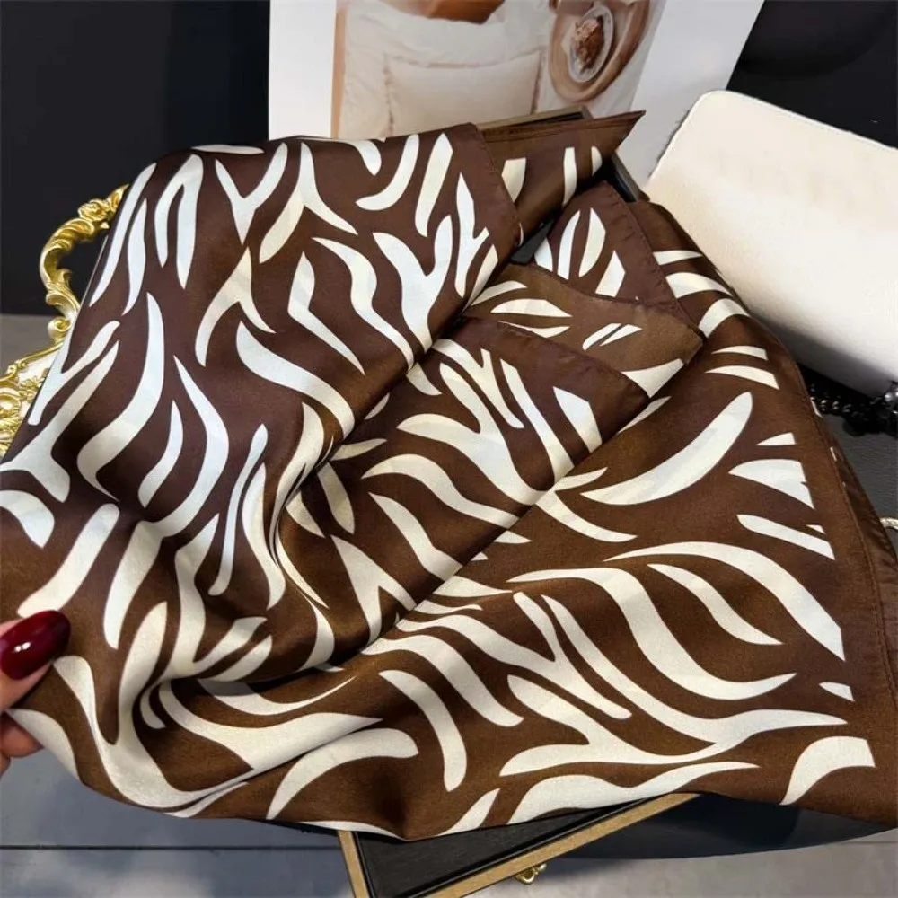 Patterned Shawl 90 CM Square Scarf Lightweight Breathable Stripes Square Headscarf Hair Band Sunscreen Printed Silk Scarf Men
Patterned Shawl 90 CM Square Scarf Lightweight Breathable Stripes Square Headscarf Hair Band Sunscreen Printed Silk Scarf Men