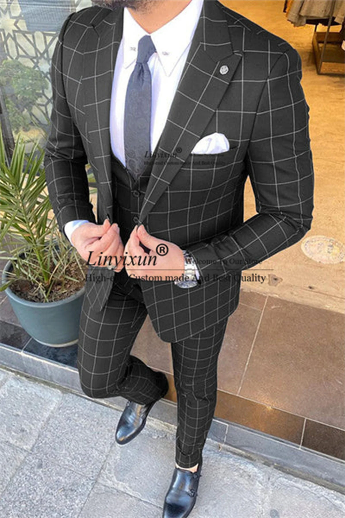 Formal Plaid Men Suits Customized 3 Pieces Sets Party Prom Blazer Costume Homme Groom Man Cloths Business Offces Slim Fit Tuxedo
Formal Plaid Men Suits Customized 3 Pieces Sets Party Prom Blazer Costume Homme Groom Man Cloths Business Offces Slim Fit Tuxedo