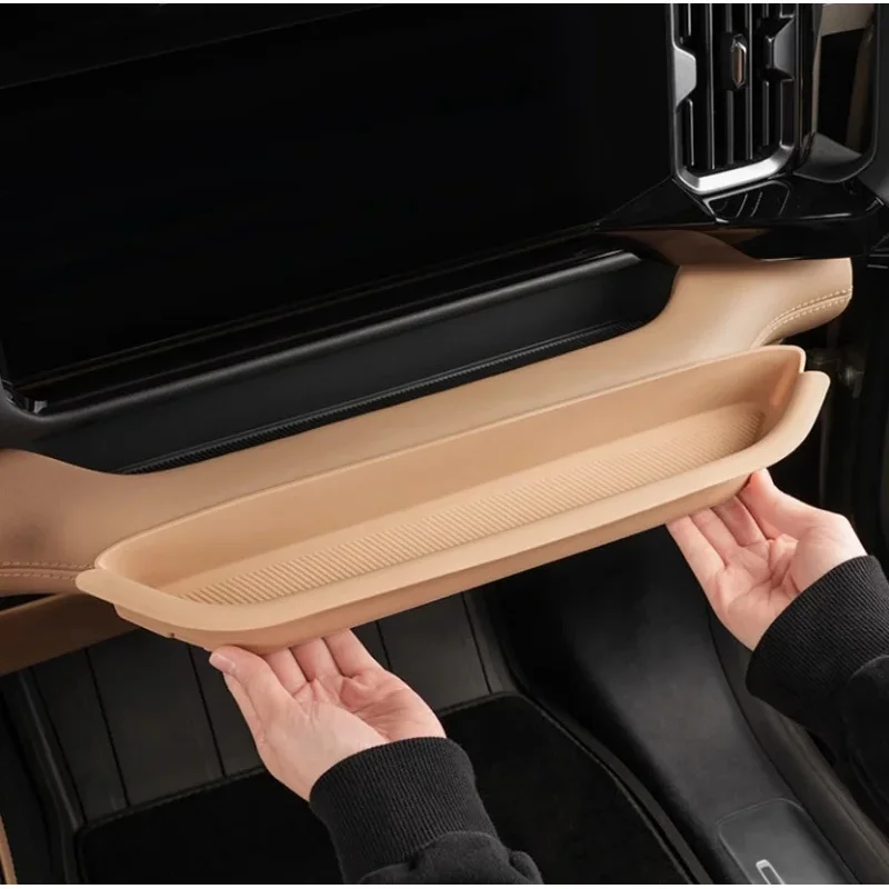 Car Co-pilot Front Silicone Storage Box Fit for BYD Leopard 8 Modified Auto Instrument Panel Upgrade Parts
Car Co-pilot Front Silicone Storage Box Fit for BYD Leopard 8 Modified Auto Instrument Panel Upgrade Parts
