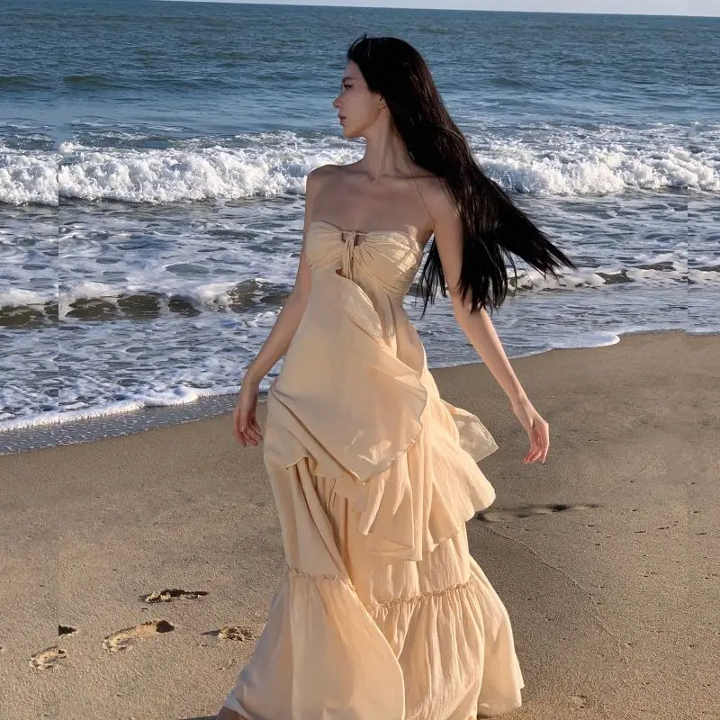 Shpmishal New French Romantic Beach Vacation Style Bra Top+Large Hem Long Solid Color Half Skirt Set of Two Female Clothing
Shpmishal New French Romantic Beach Vacation Style Bra Top+Large Hem Long Solid Color Half Skirt Set of Two Female Clothing