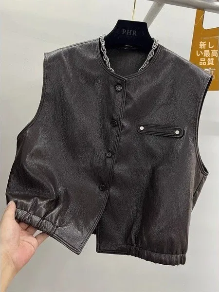 Loose Casual PU Leather Vest Men's Style No-Sleeve Biker Jacket Youthful Energy round Neck Single Button Closure Daily Wear
Loose Casual PU Leather Vest Men's Style No-Sleeve Biker Jacket Youthful Energy round Neck Single Button Closure Daily Wear