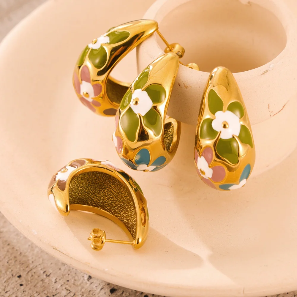 MARKA Retro Pattern Flower Drip Oil Earrings for Women Stainless Steel Fashion Versatile Jewelry Accessories
MARKA Retro Pattern Flower Drip Oil Earrings for Women Stainless Steel Fashion Versatile Jewelry Accessories