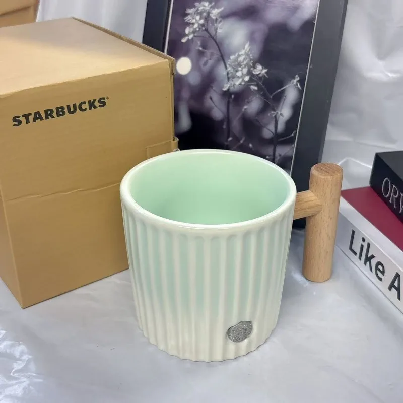 Starbucks Mint Green Ribbed Mug 450ml, Ceramic Coffee Cup with Wooden Handle, Perfect for Gift
Starbucks Mint Green Ribbed Mug 450ml, Ceramic Coffee Cup with Wooden Handle, Perfect for Gift