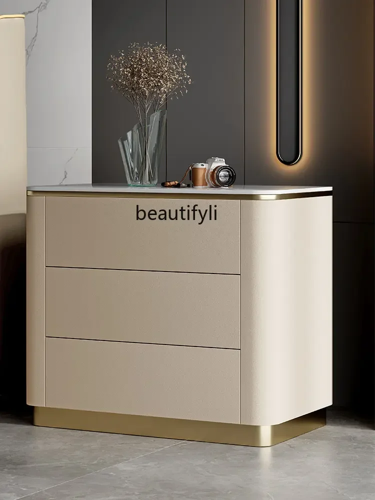 Italian-Style Light Luxury Bedside Table Leather Home Modern Bedroom Storage Minimalist Storage Locker
Italian-Style Light Luxury Bedside Table Leather Home Modern Bedroom Storage Minimalist Storage Locker