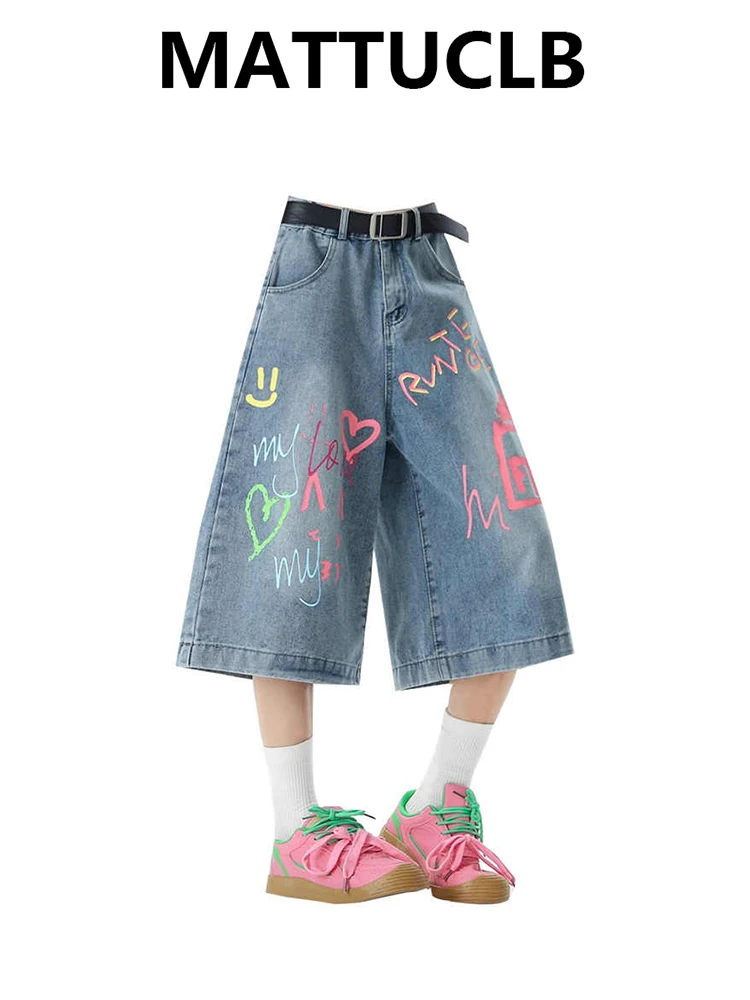 Летние женские корейские широкие джинсовые шорты Jorts Harajuku Trashy Y2k 2000-х годов, джинсовые брюки с граффити, японские брюки длиной до икры в стиле гранж 
Летние женские корейские широкие джинсовые шорты Jorts Harajuku Trashy Y2k 2000-х годов, джинсовые брюки с граффити, японские брюки длиной до икры в стиле гранж
