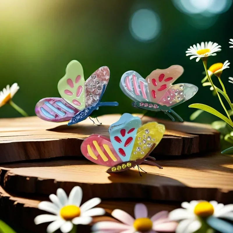 Sweet Butterfly Rhinestone Hair Claw Three-colour Acetate Crab Hair Clip Shark Catch Hair Accessories for Women Girls Hairpin
Sweet Butterfly Rhinestone Hair Claw Three-colour Acetate Crab Hair Clip Shark Catch Hair Accessories for Women Girls Hairpin