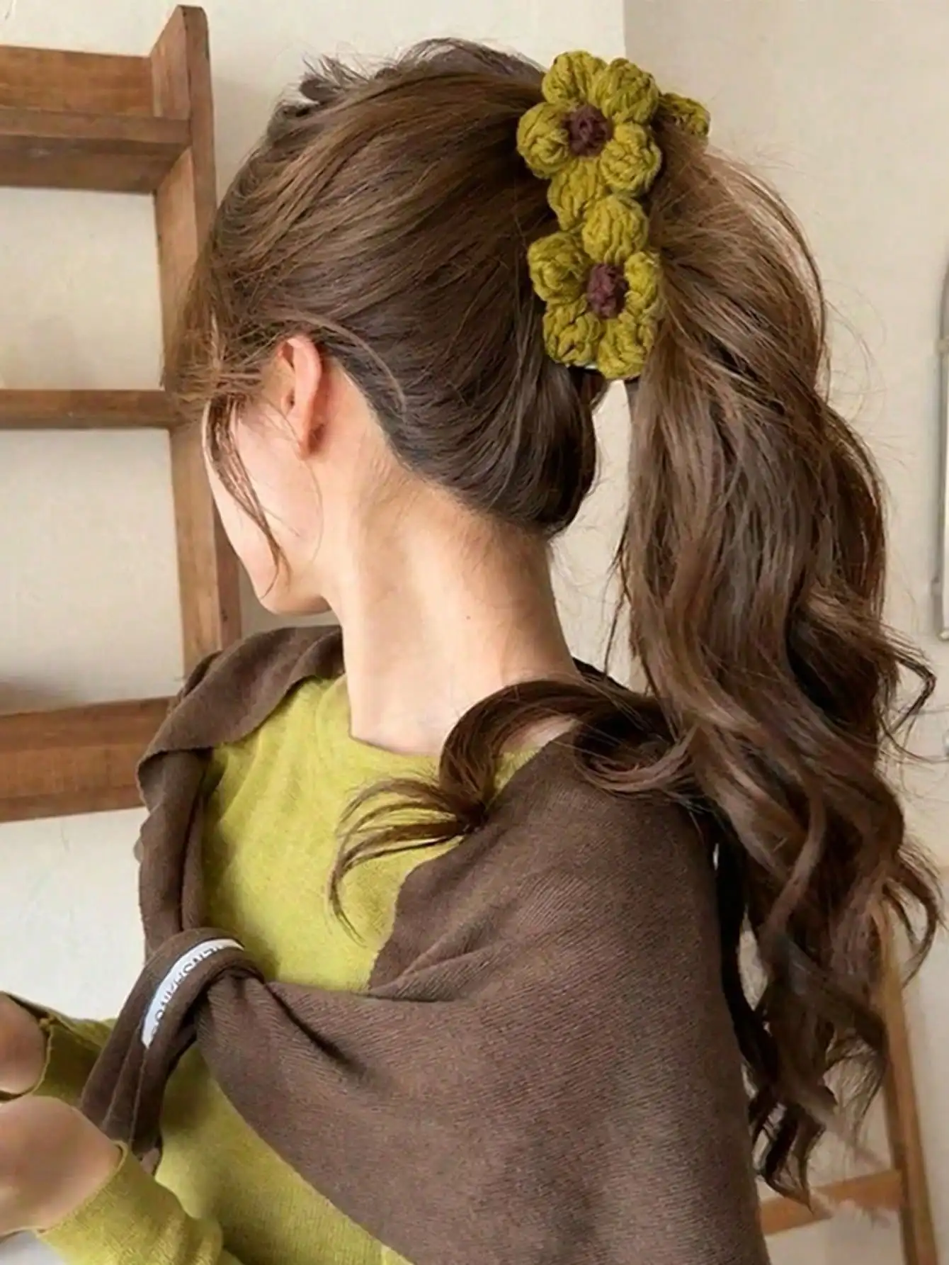 1pc Retro Knitted Double Flower Banana Hair Clip, Extra Large Size Ponytail Holder Hair Accessory,Summer,Holiday,Travel
1pc Retro Knitted Double Flower Banana Hair Clip, Extra Large Size Ponytail Holder Hair Accessory,Summer,Holiday,Travel