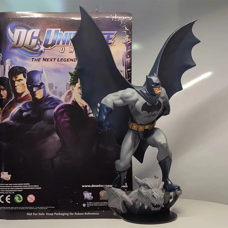 Authentic DC Universe Online Game Limited Edition Batman Figure With Gargoyle Base Statue Discontinued Collectible Ornament Gift
Authentic DC Universe Online Game Limited Edition Batman Figure With Gargoyle Base Statue Discontinued Collectible Ornament Gift
