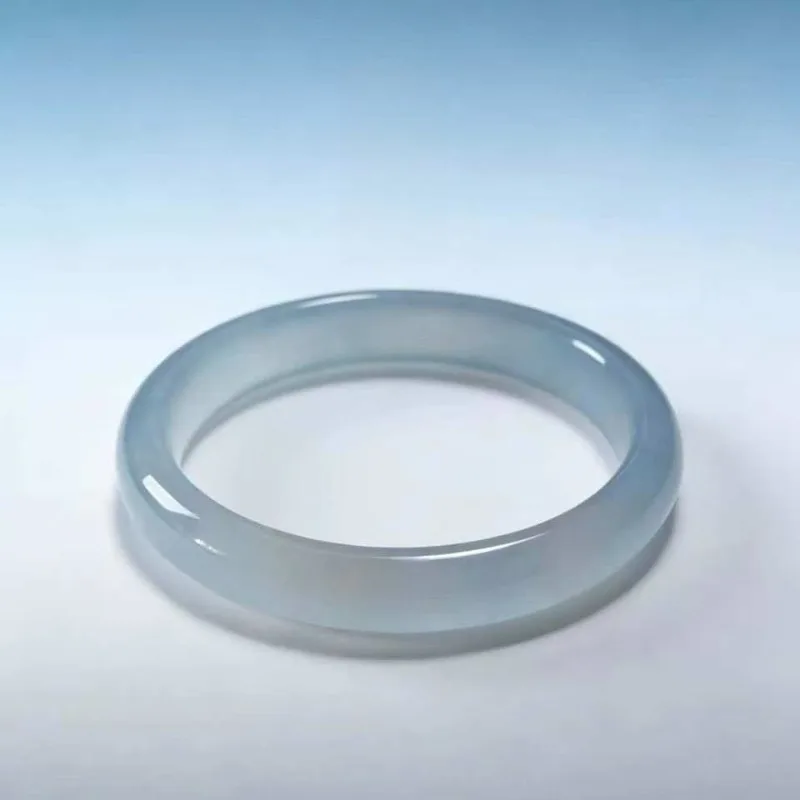 Natural Agate Chalcedony White Moonlight Girl Sky Blue, Fresh Daily Bracelet
Natural Agate Chalcedony White Moonlight Girl Sky Blue, Fresh Daily Bracelet