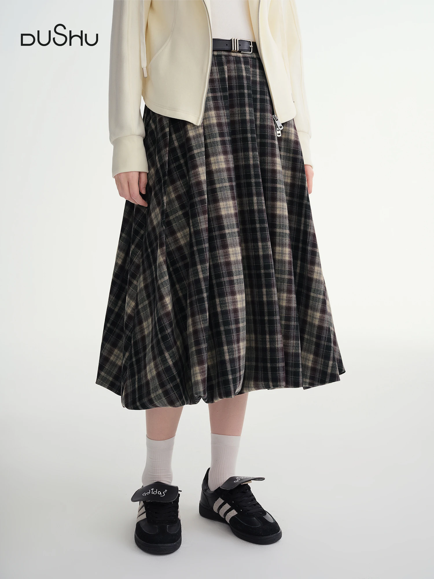 DUSHU Brown Retro Plaid Skirt Women 2025 New Bud A-line Skirt Pleated Mid-calf Length Winter British Style Trendy Streetwear BF
DUSHU Brown Retro Plaid Skirt Women 2025 New Bud A-line Skirt Pleated Mid-calf Length Winter British Style Trendy Streetwear BF