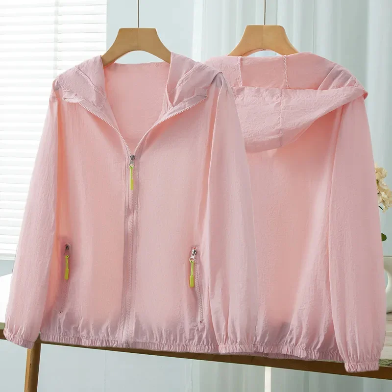 Sunscreens Jacket Women 2025 Summer New Thin Anti-Ultraviolet Windbreaker Ice Silk Sun Protection Clothing Coat Female Outerwear
Sunscreens Jacket Women 2025 Summer New Thin Anti-Ultraviolet Windbreaker Ice Silk Sun Protection Clothing Coat Female Outerwear