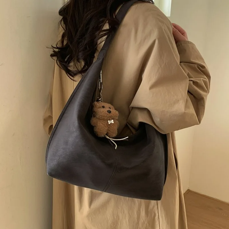 Women's Casual Style Soft Leather Large Crescent Shoulder Bag, Ideal for Daily Use, School Commute, Weekend Outings & Shopping
Women's Casual Style Soft Leather Large Crescent Shoulder Bag, Ideal for Daily Use, School Commute, Weekend Outings & Shopping