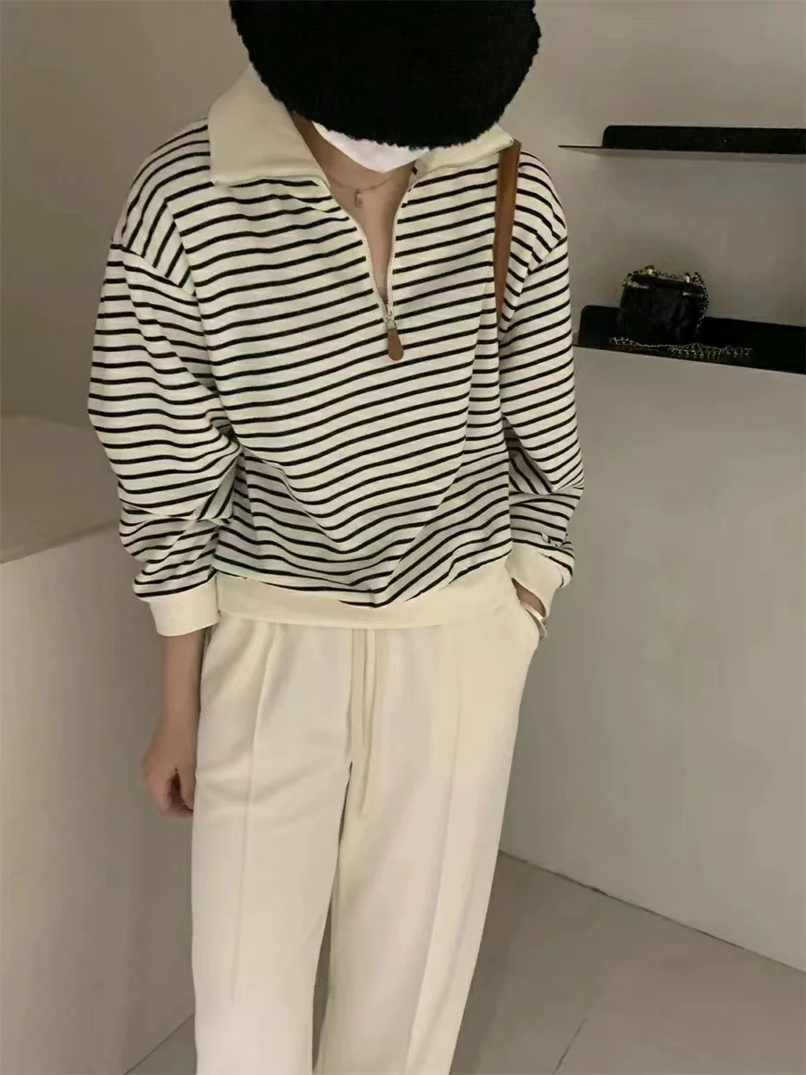 2024 Spring and Autumn New Korean Edition Loose Lazy Style Half Zipper Top Casual Versatile Striped Hoodie for Women
2024 Spring and Autumn New Korean Edition Loose Lazy Style Half Zipper Top Casual Versatile Striped Hoodie for Women
