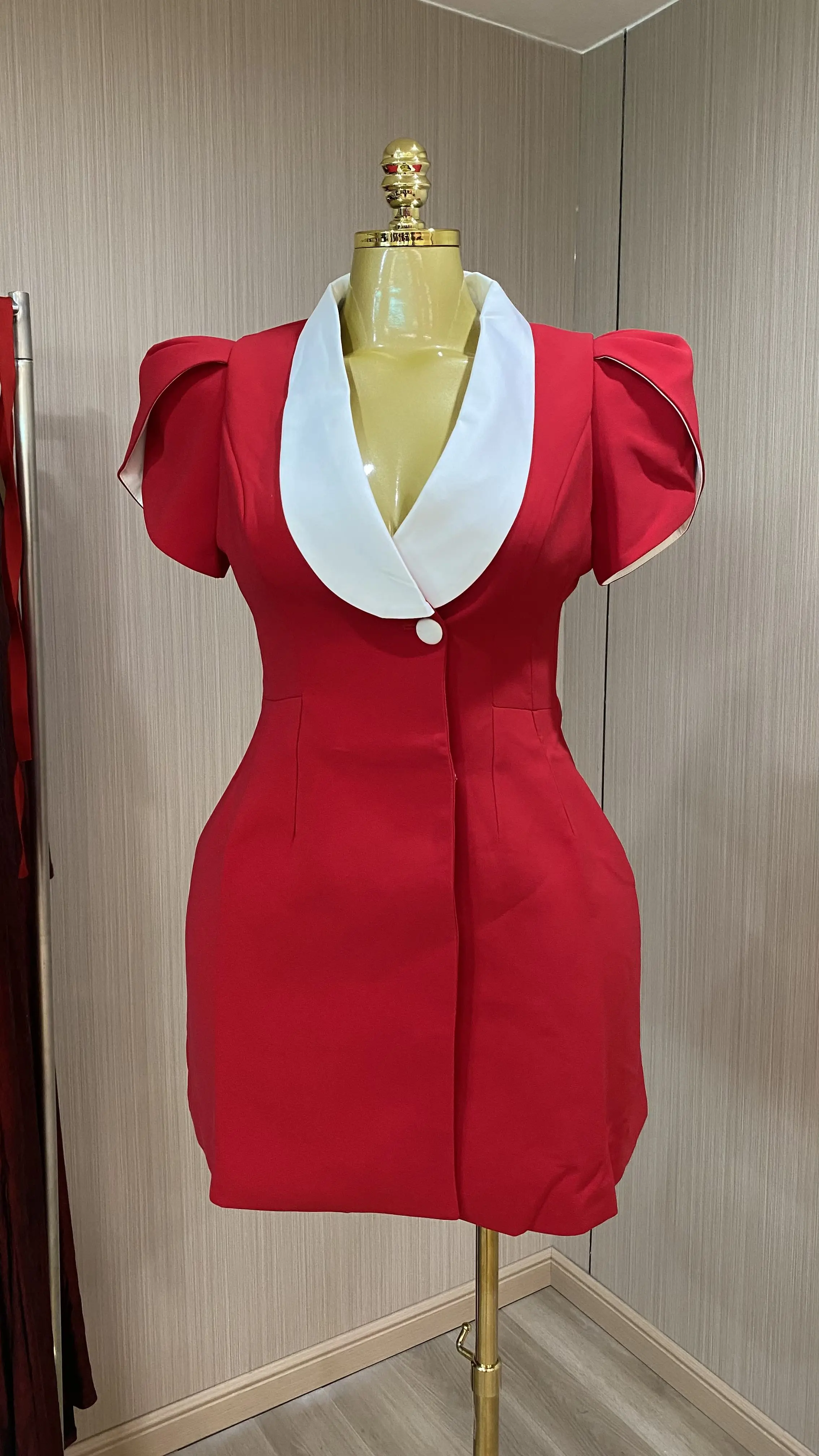 French Hepburn style diamond mini skirt, 2026 summer new style women's formal evening dress, sleeveless.-GZXX784
French Hepburn style diamond mini skirt, 2026 summer new style women's formal evening dress, sleeveless.-GZXX784