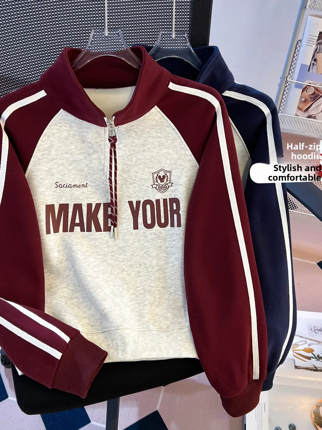 School Uniform Style Zipper Design Short Hoodie for Girls Spring Autumn Loose Fit Stand Collar Partial Zip Casual Top
School Uniform Style Zipper Design Short Hoodie for Girls Spring Autumn Loose Fit Stand Collar Partial Zip Casual Top