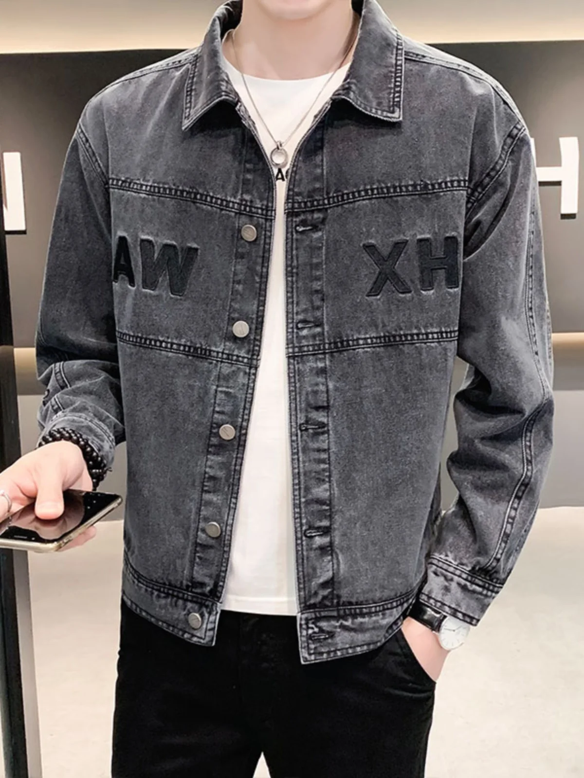 New 2023 Men's Denim Jaet Spring Autumn Casual Embroidered Faionable Retro Versatile Top Korean Sle Youth ular
New 2023 Men's Denim Jaet Spring Autumn Casual Embroidered Faionable Retro Versatile Top Korean Sle Youth ular