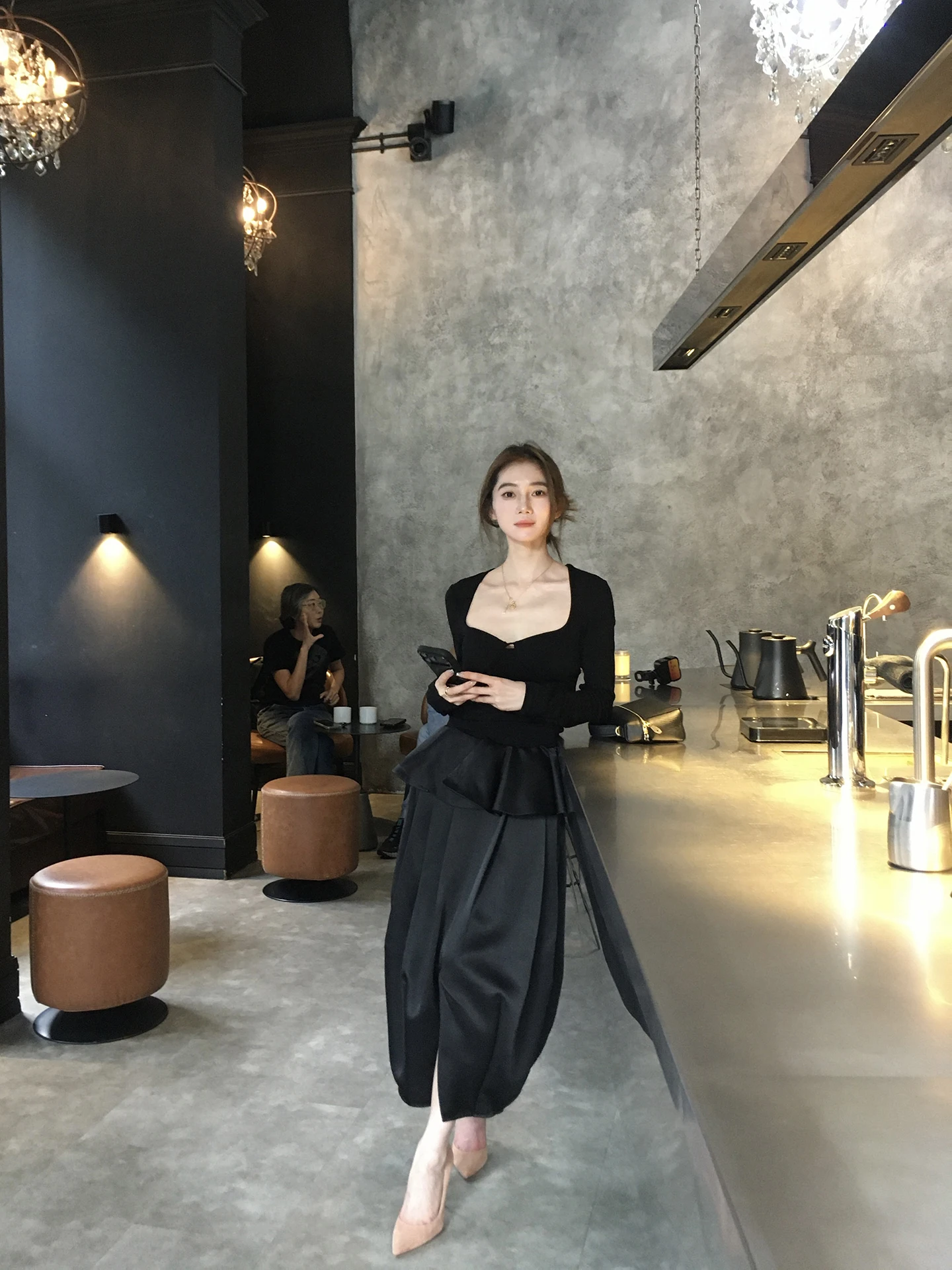 Юбка Cunblvd Airy с высокой талией, утягивающая, для повседневной носки, женская, средней длины, с драпировкой и отделкой, простая и элегантная
Юбка Cunblvd Airy с высокой талией, утягивающая, для повседневной носки, женская, средней длины, с драпировкой и отделкой, простая и элегантная