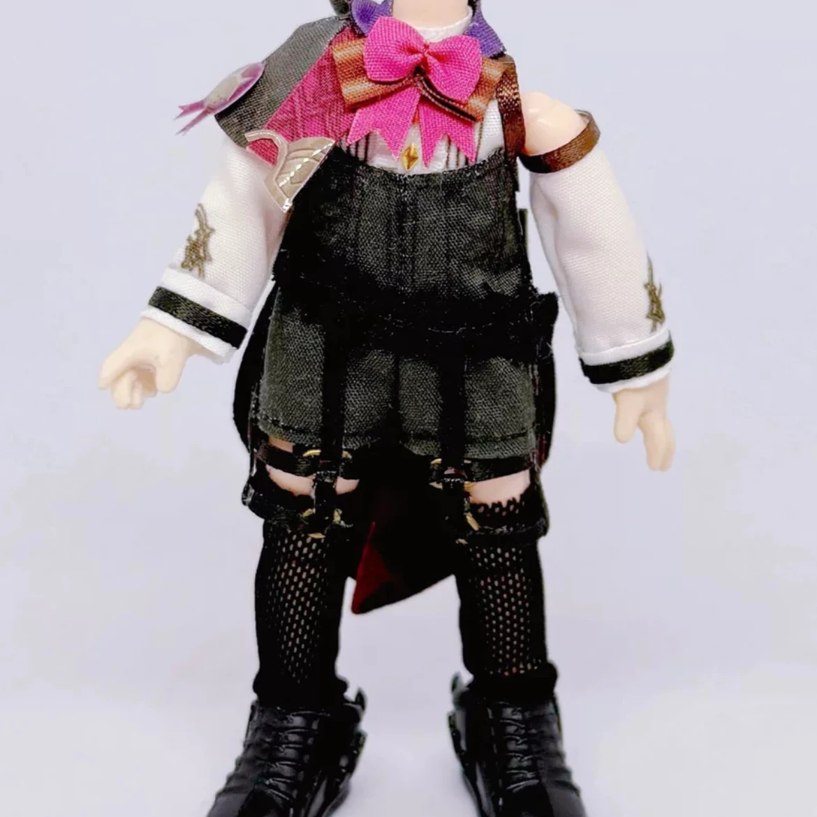Игра Косплей Lyney Ob11 Кукла Одежда Bjd 1/12 Костюм Продукт ручной работы Игрушки Аксессуары Бесплатная доставка
Игра Косплей Lyney Ob11 Кукла Одежда Bjd 1/12 Костюм Продукт ручной работы Игрушки Аксессуары Бесплатная доставка