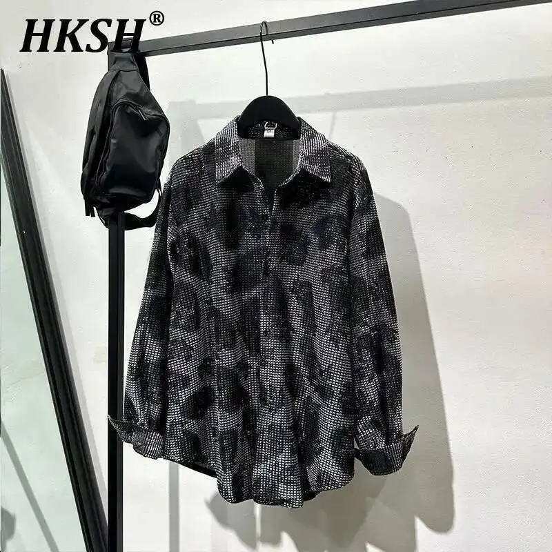 HKSH Весенне-Осенняя новая мужская нишевая рубашка в стиле ретро с ярким принтом, свободные женские модные шикарные топы с высоким смыслом HK2907
HKSH Весенне-Осенняя новая мужская нишевая рубашка в стиле ретро с ярким принтом, свободные женские модные шикарные топы с высоким смыслом HK2907