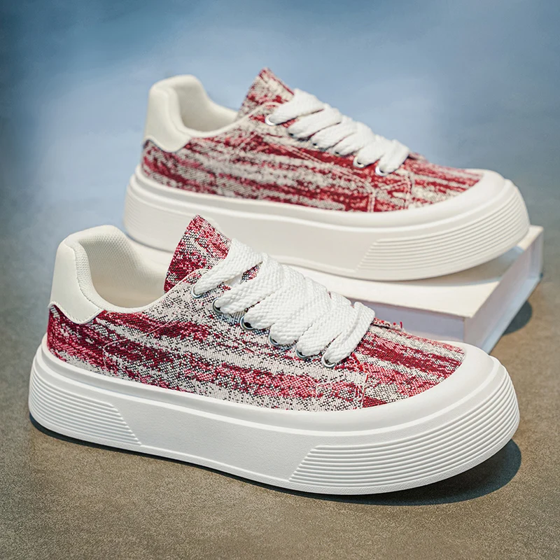 Streetwear Designer Skateboard Shoes For Men Fashion Red Platform Casual Sneakers Man Comfortable Non-slip Men's Sports Shoes
Streetwear Designer Skateboard Shoes For Men Fashion Red Platform Casual Sneakers Man Comfortable Non-slip Men's Sports Shoes