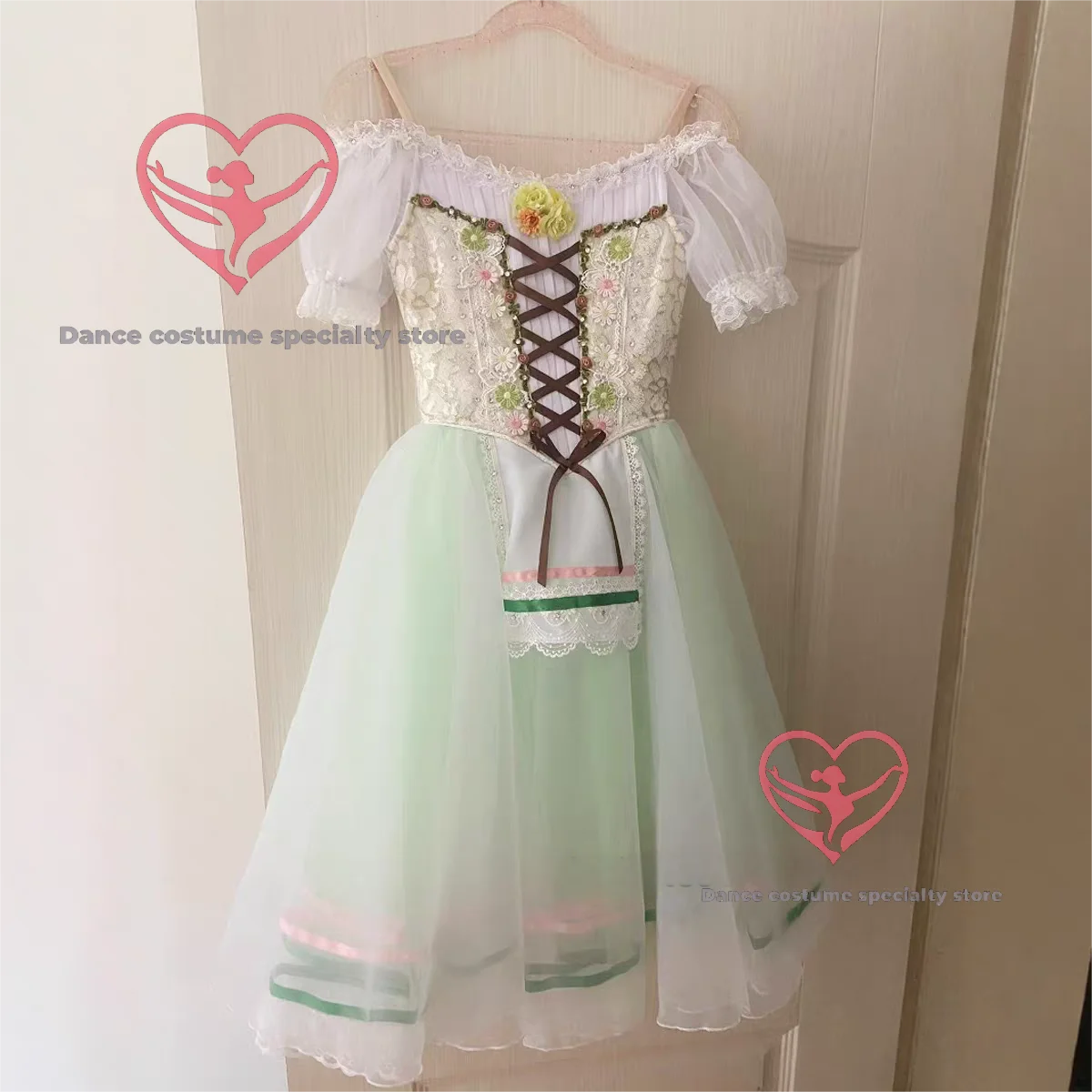 New Green 'Unstoppable Daughter' Long Tulle Ballet Dress Competition Costume PDE Professional Custom Performance Attire
New Green 'Unstoppable Daughter' Long Tulle Ballet Dress Competition Costume PDE Professional Custom Performance Attire