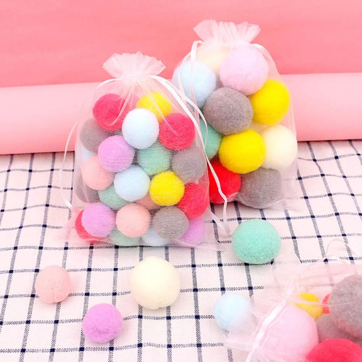 Fluffy and Adorable Interactive Cat Toy - Entertaining Choice for Curious Indoor Kitties, Featuring Pompom Balls for Endless Fel
Fluffy and Adorable Interactive Cat Toy - Entertaining Choice for Curious Indoor Kitties, Featuring Pompom Balls for Endless Fel